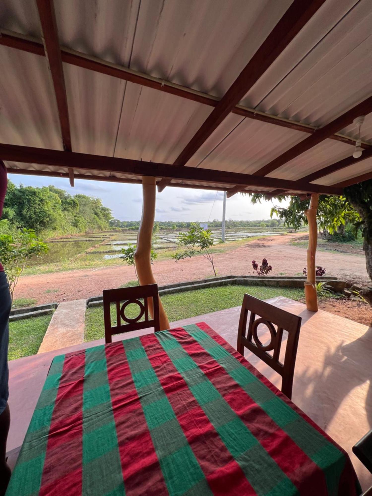 Kurumba Lodge Wilpattu Extérieur photo