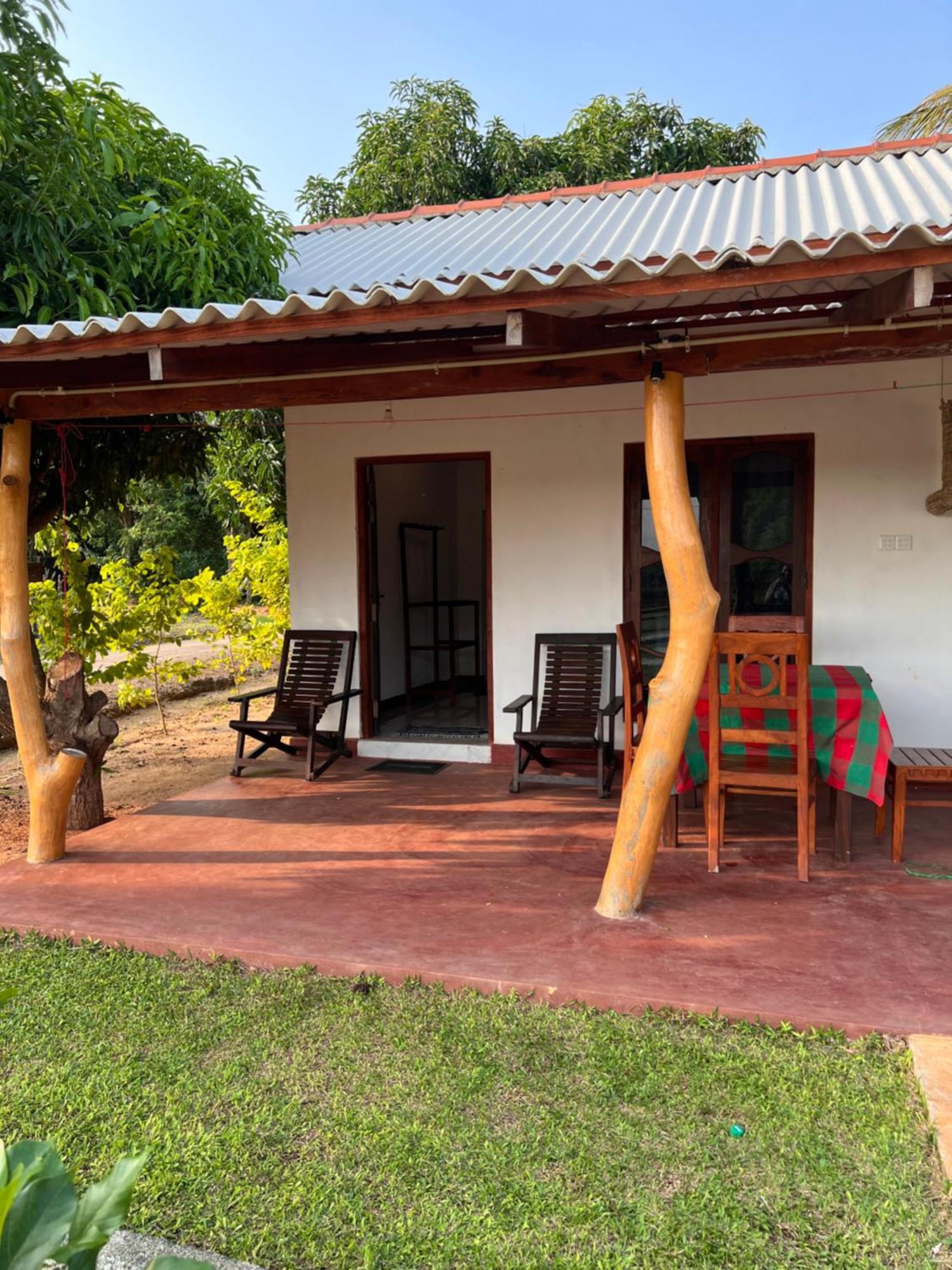 Kurumba Lodge Wilpattu Extérieur photo